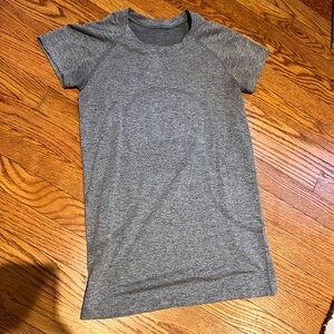 Lululemon swiftly tech short sleeve shirt